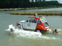 Citroen 2CV pedalo